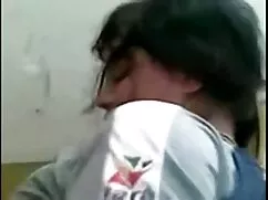 Ragazza in attesa mi ...