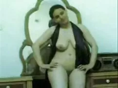 Biliardo, poi porno  ...