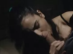 Video bondage ragazz ...